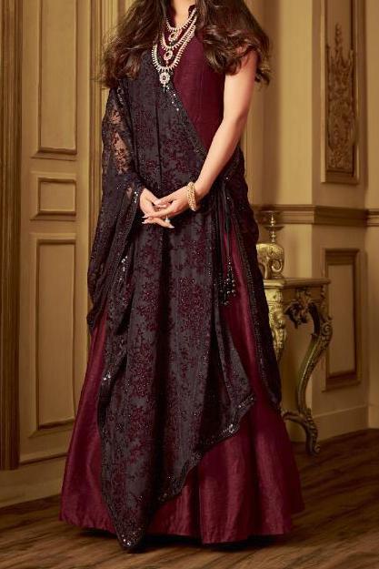 Maroon Minimalist Embroidered Flared Anarkali Suit