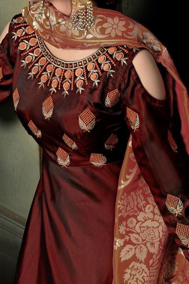Eclipse-Brown heavy tapeta Silk Gown with Pink Banarsi duppatta
