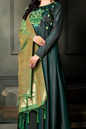 Abbey-Gray heavy tapeta Silk Gown with Voilet-Red Banarsi duppatta