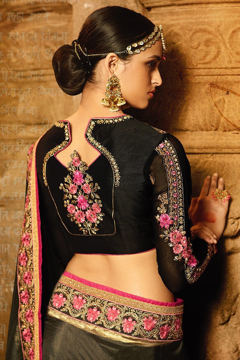 Grey colored Silk Saree with Heavy Blouse