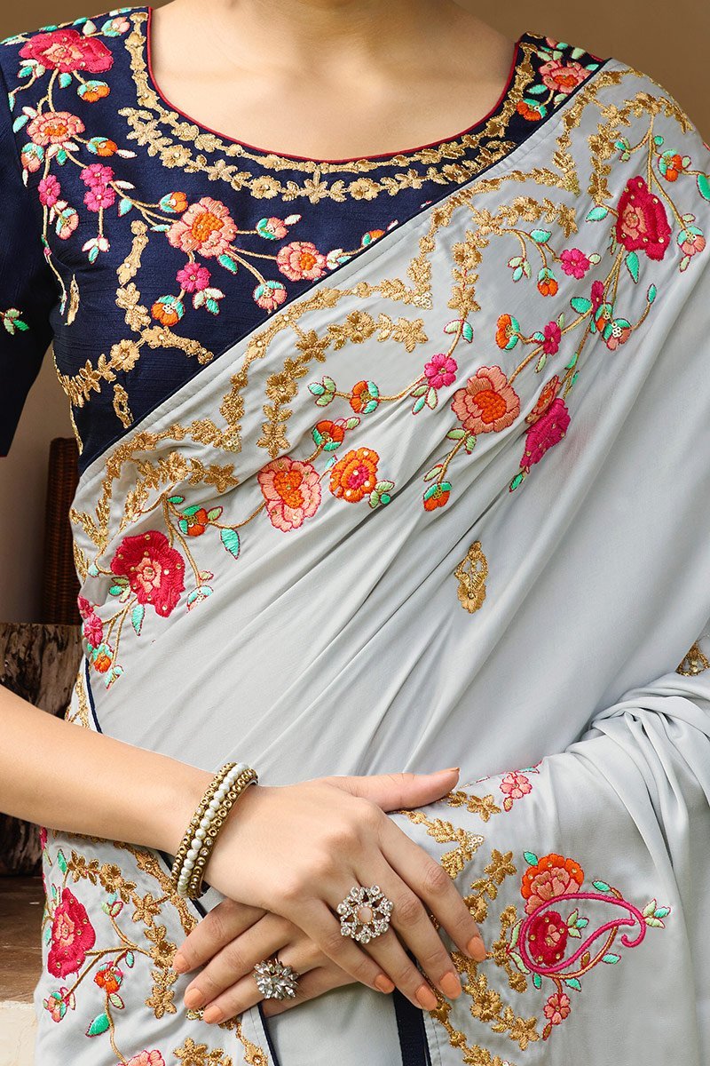 Cloud-Grey colored Barfi Silk Saree with Heavy Blouse